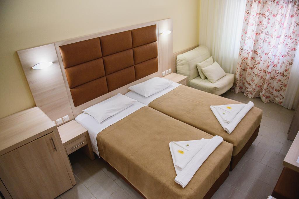 Santa Rosa Hotel&Beach Alejandrópolis Habitación foto
